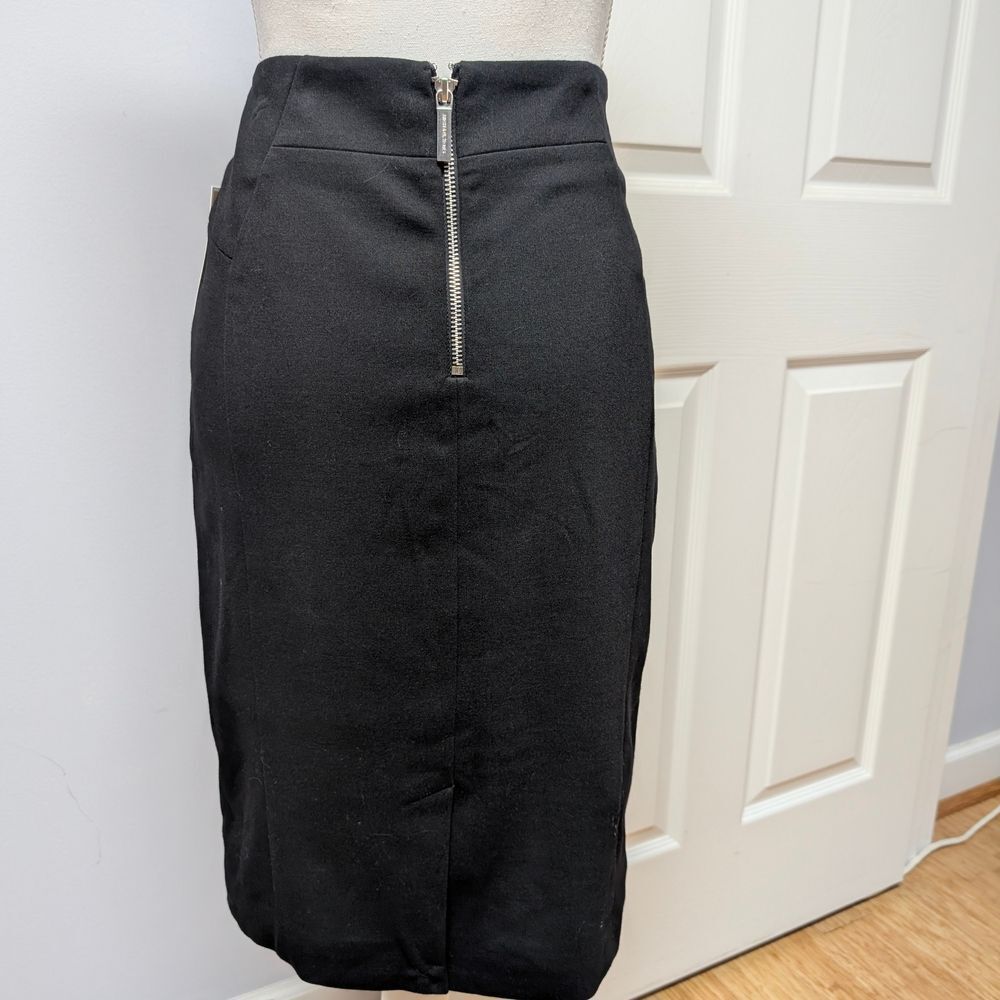 Michael Kors Black Midi Skirt with Zipper Accents Size 8 - Picture 2 of 7